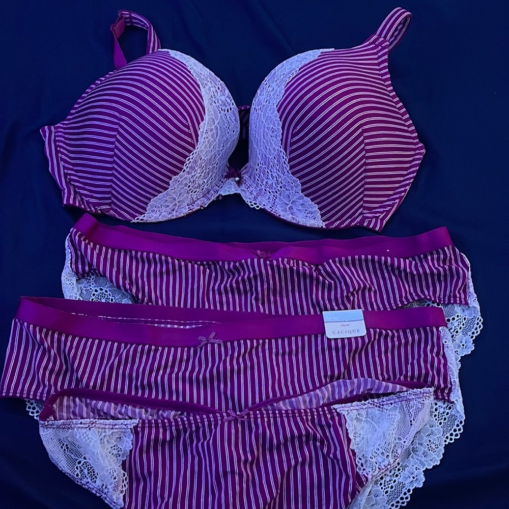 Cacique Bra and matching panties